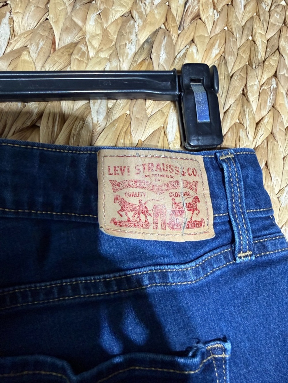 Levi's Dark Blue Women's Skinny Jeans - Picture 3 of 5